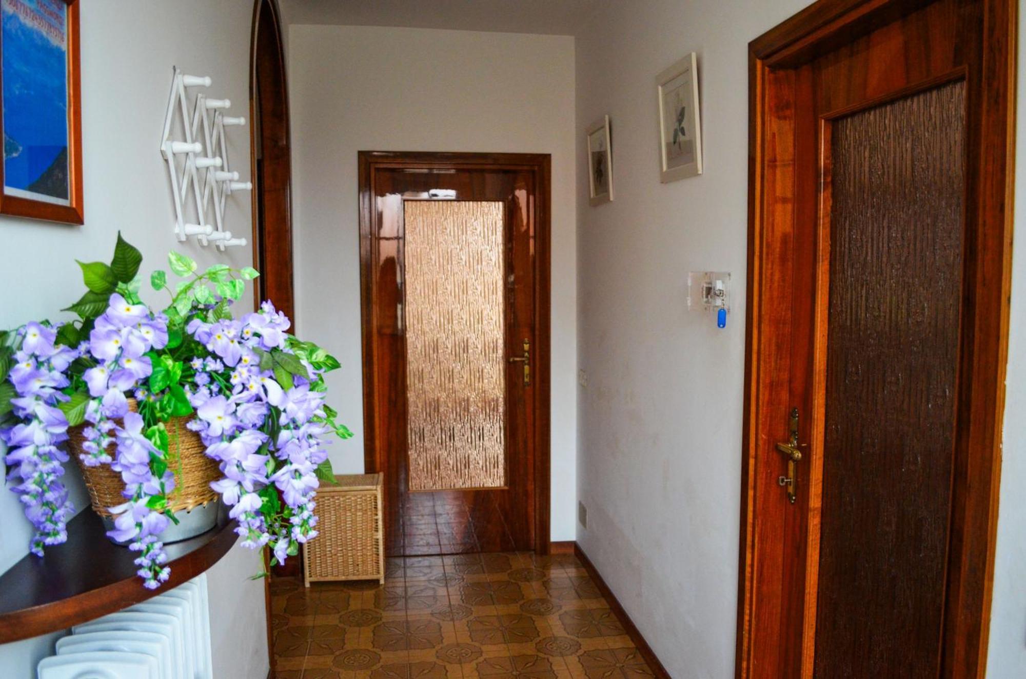 Apartment L'Ulivo Lake View Private Road 5 Kilometers From Varenna Lierna Exterior foto